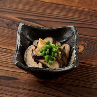 Shiitake mushrooms simmered in Chichibu tamari soy sauce