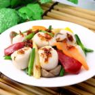 XO酱炒蒙哥鱿鱼，芹菜和虾仁炒