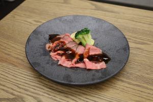 サーロインを使用したローストビーフ