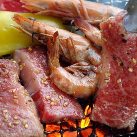 テラス席でお肉を食べられるコースもご用意しております★