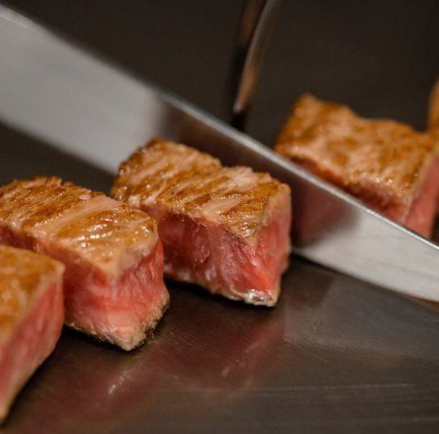 Reasonably priced high-class teppanyaki! All-you-can-eat A5 Japanese black beef !!