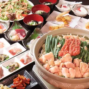 <仅限餐食> 选择您的主菜!9道菜套餐,价格4400日元(含税)