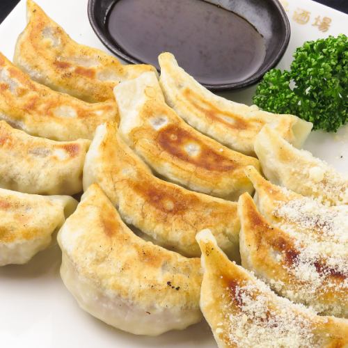 [最受欢迎的饺子酒吧第一名]烤饺子拼盘（12个）