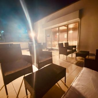 [Terrace seats available] At night, you can spend a luxurious time in a stylish space with an adult atmosphere ◎ Recommended for dates and girls-only gatherings! Of course, one person is also welcome ♪ Authentic Italian and drinks Please enjoy a relaxing time.