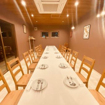[Please feel free to contact us for charter] The location is excellent for various banquets because it is located at Sugu from Himeji Station on each line! Please.We also have a course where you can enjoy authentic Italian food!
