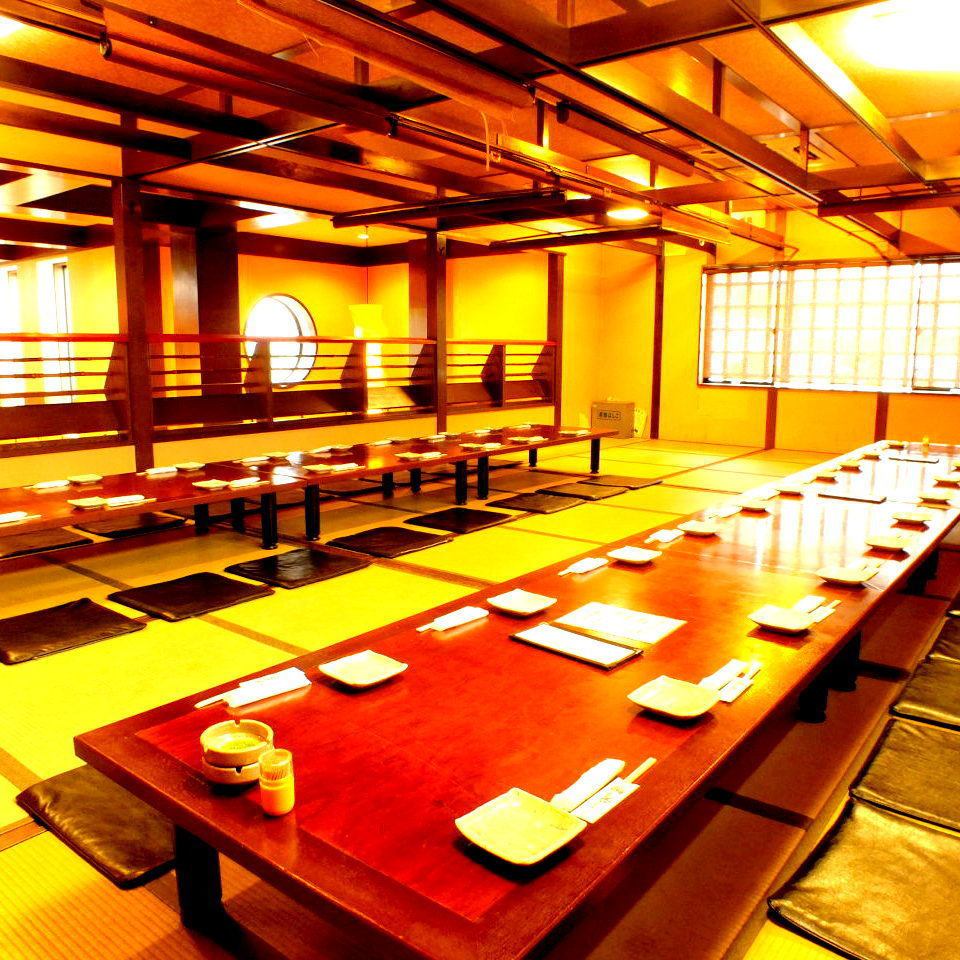 The store with a total of 127 seats is a masterpiece ◎ Banquet seats can be used by up to 50 people!