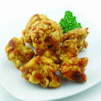 若鳥もも肉の唐揚げ