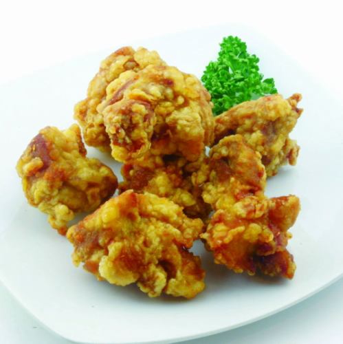 若鳥もも肉の唐揚げ