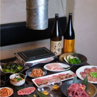 【年末聚会特惠!!】飞驒黑毛和牛豪华套餐,14道菜,原价6000日元→现价4980日元(含税)!!