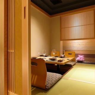 The sunken kotatsu private rooms are perfect for girls' get-togethers! Enjoy delicious food in a relaxed atmosphere and conversation to your heart's content.