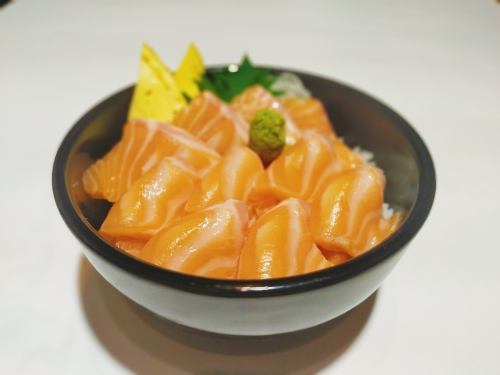 Salmon bowl