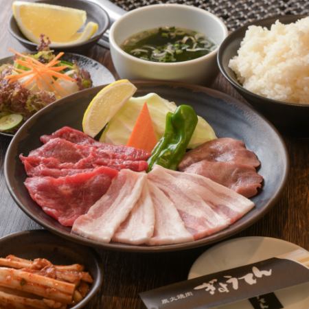 Lunch is very good ♪ Honjo's yakiniku lunch is definitely for Gyoten ♪