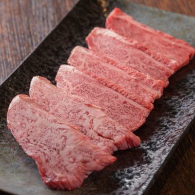 High-quality yakiniku produced by a meat specialty store