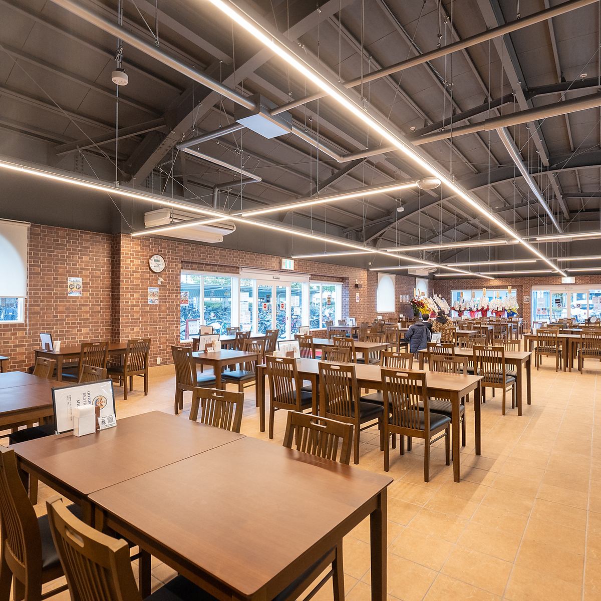 和風の店内で、落ち着いてお食事が可能です。