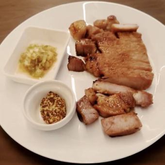 豚ロースステーキのオオトリビール煮