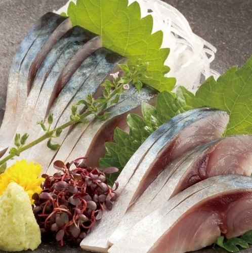 Shimesaba sashimi