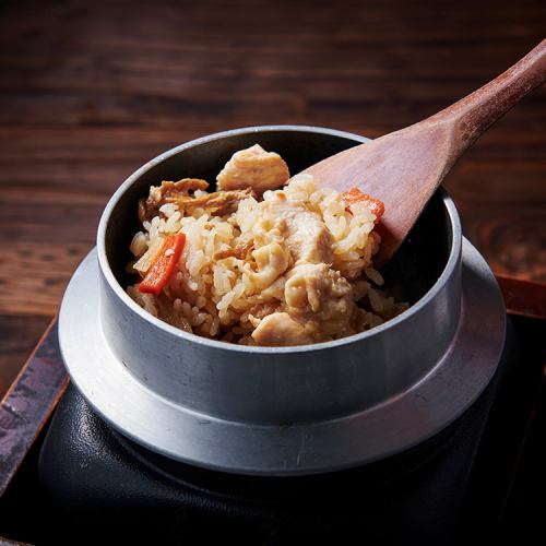 炊き立て!鶏釜飯