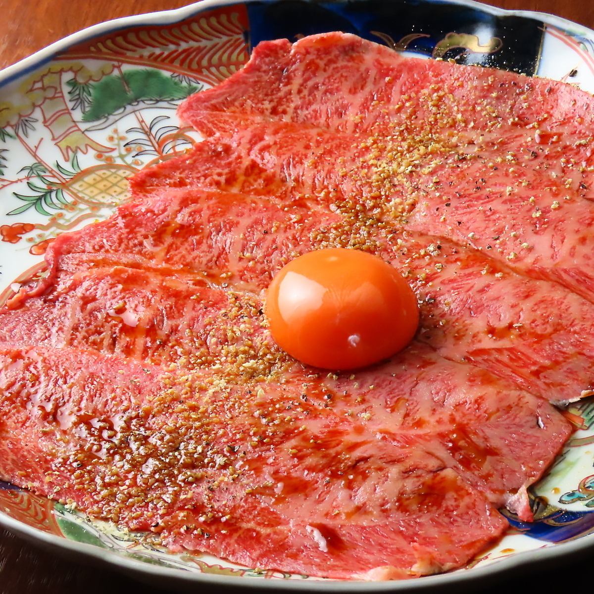 肉の旨さを噛みしめるなら「賛美」で決まり！