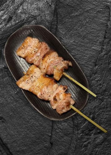 豚バラ串（1本）