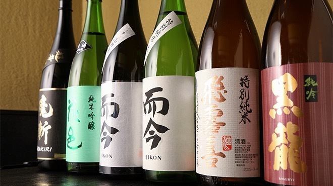 おいしい料理をより楽しんでいただくために、勢いでは、豊富な日本酒を取り揃えております♪日本酒好きの方はぜひ！勢いでは山崎12年・白州12年などウイスキーも豊富に取り揃えています！
