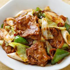 辛さと旨味のハーモニー、食べやすい四川料理を味わう！