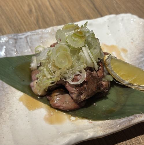 鶏レバーの葱塩がけ