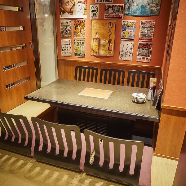 【朝まで営業】全席喫煙可能！1次会はもちろん2次会・3次会・4次会…にもご利用ください♪「金沢エリアで喫煙できる居酒屋どこ!?」、「終電後も飲みたい！」など、困ったときは「酔っ手羽 金沢店」へお越しください☆※画像は系列店