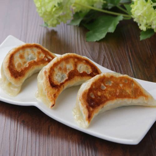 Koki 特製巨型煎餃(3 個)