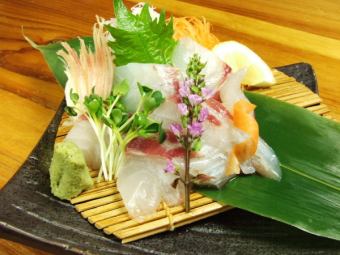 Today's sashimi, changes depending on the season