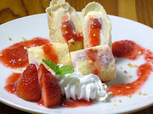 草莓冰可丽饼