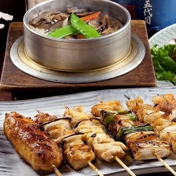 ◆2H飲み放題付【お手軽宴会コース】当店名物の焼き鳥盛り合わせに〆の絶品釜飯《全6品》4400円