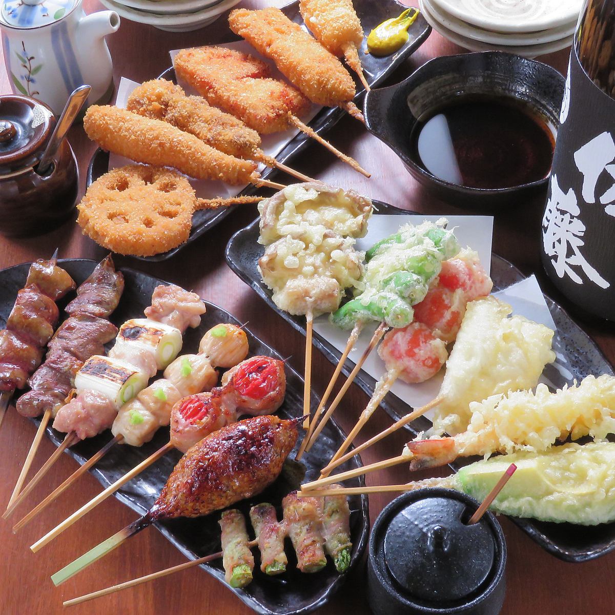 Kushiten / Kushiyaki / Kushiage! You can enjoy three types of skewers ◎ Please have highball with you!