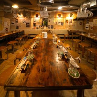大型宴会にもぴったりなワンフロア。みんなでワイワイ楽しめるお店。40名様～貸切も承ります♪#誕生日#歓送迎会#海鮮#居酒屋#飲み放題#個室#鍋#横須賀中央#宴会