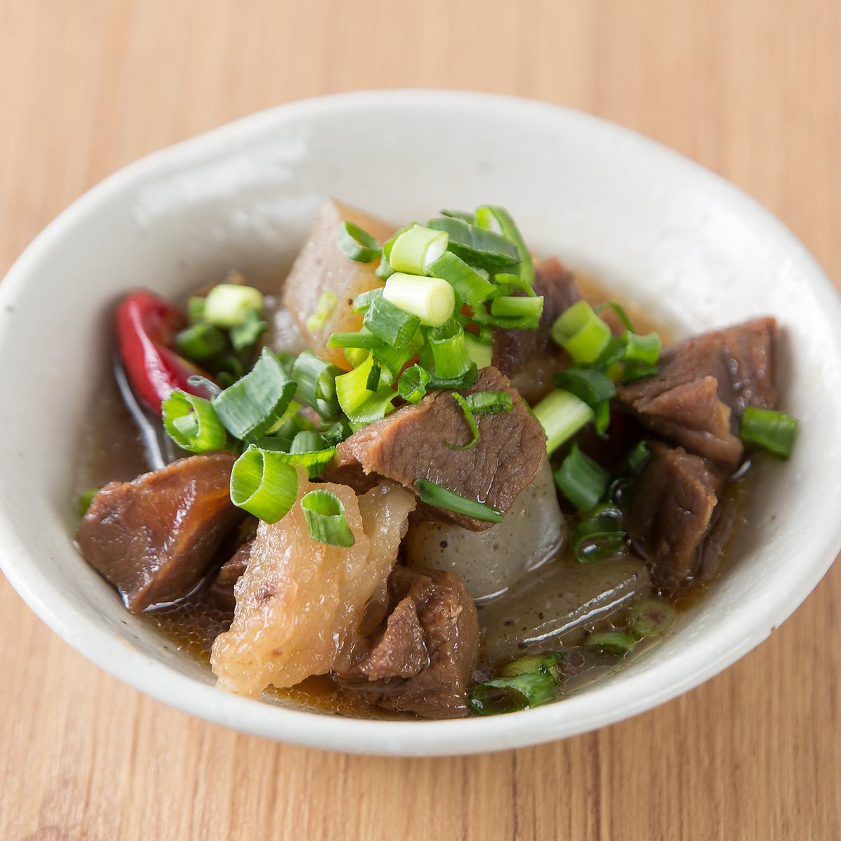 こだわりの逸品メニューなども取り揃えている居酒屋です◎