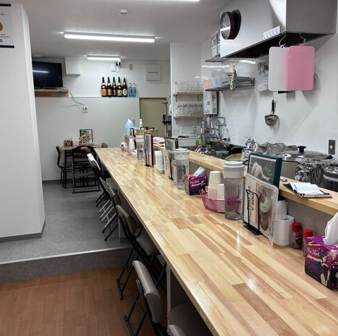 《お1人様でも気兼ねなくご利用いただけるカウンター席です◎》