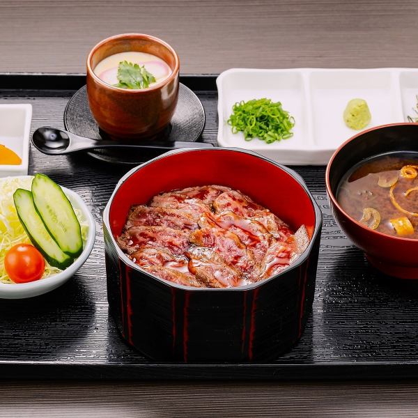 尾張牛 牛まぶし膳 ３，２８０円(税込)