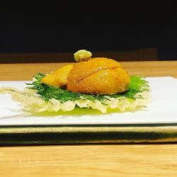 Sea urchin, salmon roe and perilla leaves