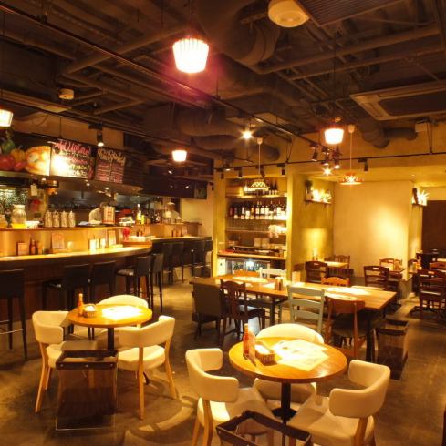 ランチ・ディナーともに雰囲気良く楽しめます♪