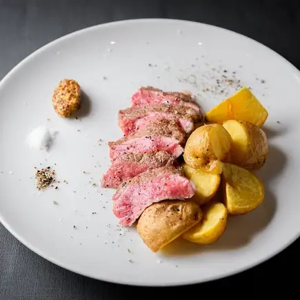 [Reservation Only!] Premium Shiretoko Wagyu Beef Course: 12,000 yen