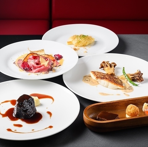 旬の食材を使った多彩な料理と豊富なワインで大切なご接待を♪◎