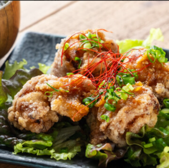 【父島】 薬膳ラー油の油淋鶏定食
