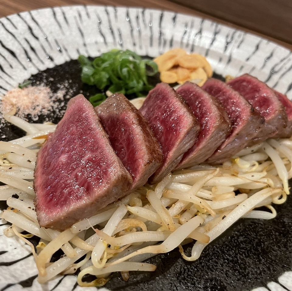 스테이크도 고집! 100 그램보다 주문 OK!