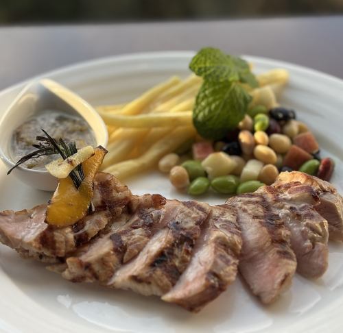 あいぽーくのグリル　ミントブレッドソース