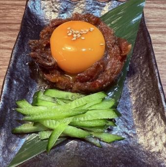 桜ユッケ