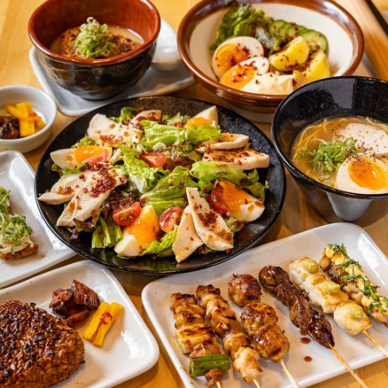 新鮮食材を毎日店内で串打ち！秘伝のタレで味わう絶品焼き鳥と一品料理が自慢のお店♪
