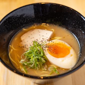 鶏白湯らーめん