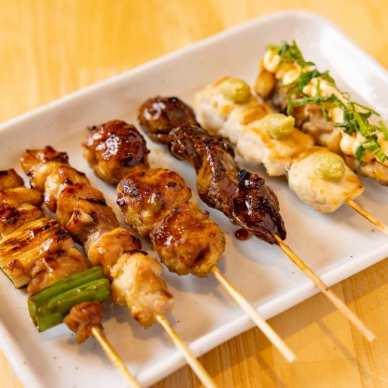 50年続く秘伝タレと、毎日店主が打つ鮮度抜群の極上焼き鳥！