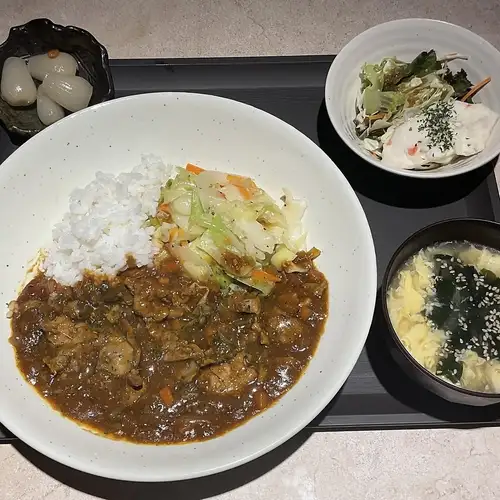 內臟燉咖哩午餐