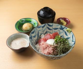 선택할 수 있는 온옥 덮밥과 로로