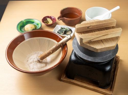 9/18（木）～　炊き立てむかご飯・合わせとろろ汁自然薯御膳